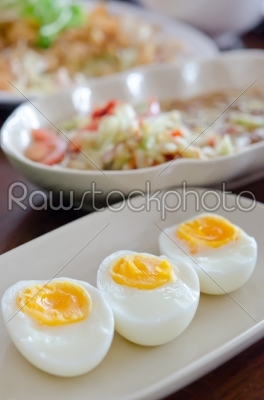  boiled eggs