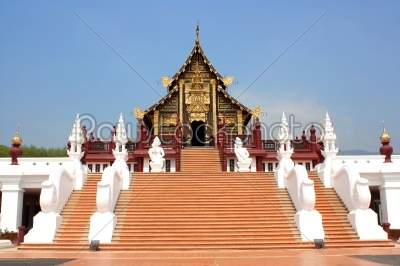 Ho Kham Luang.