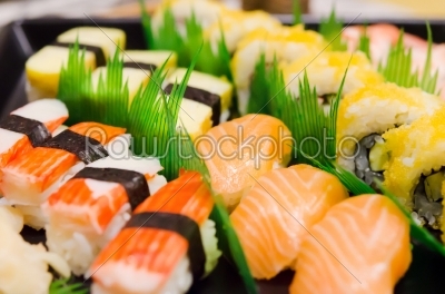 mix sushi