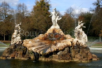 Roman Style Fountain