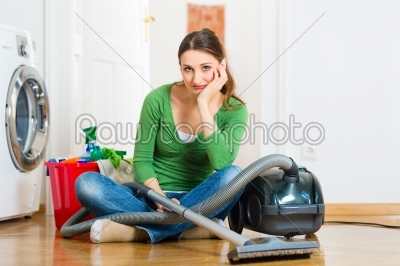 Woman at the spring cleaning