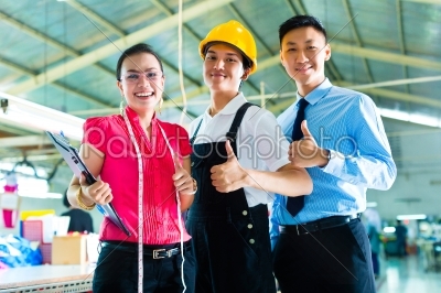 Worker, manager and designer in Chinese factory