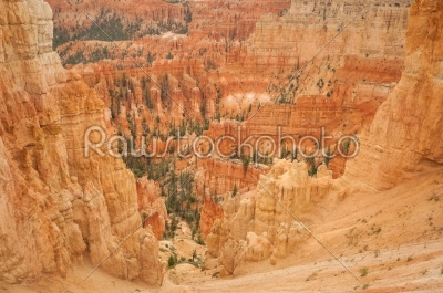 Canyon Bryce look into valley