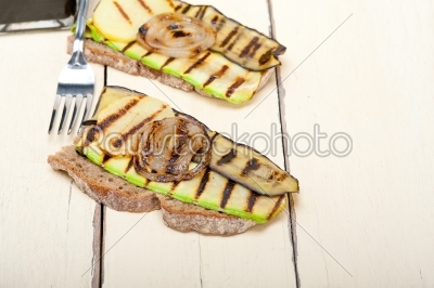 grilled vegetables on bread