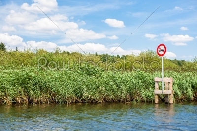 No boating sign at a lake