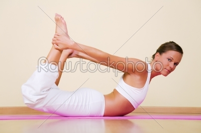 Yoga - Dhanurasana