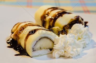 banana crepe rolls