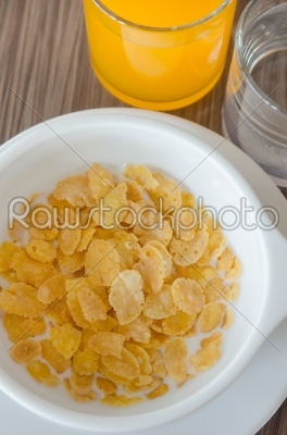 corn flake cereal and juice