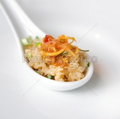 crispy fried rice noodle