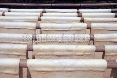 Dried rubber sheet For use in industry.