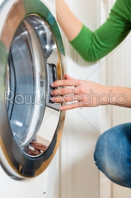 Housekeeper with washing machine