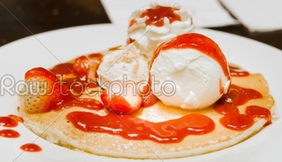 pancakes strawberry