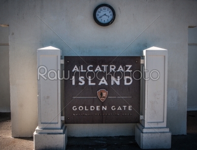 Alcatraz island golden gate clock