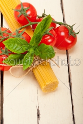 Italian basic pasta ingredients